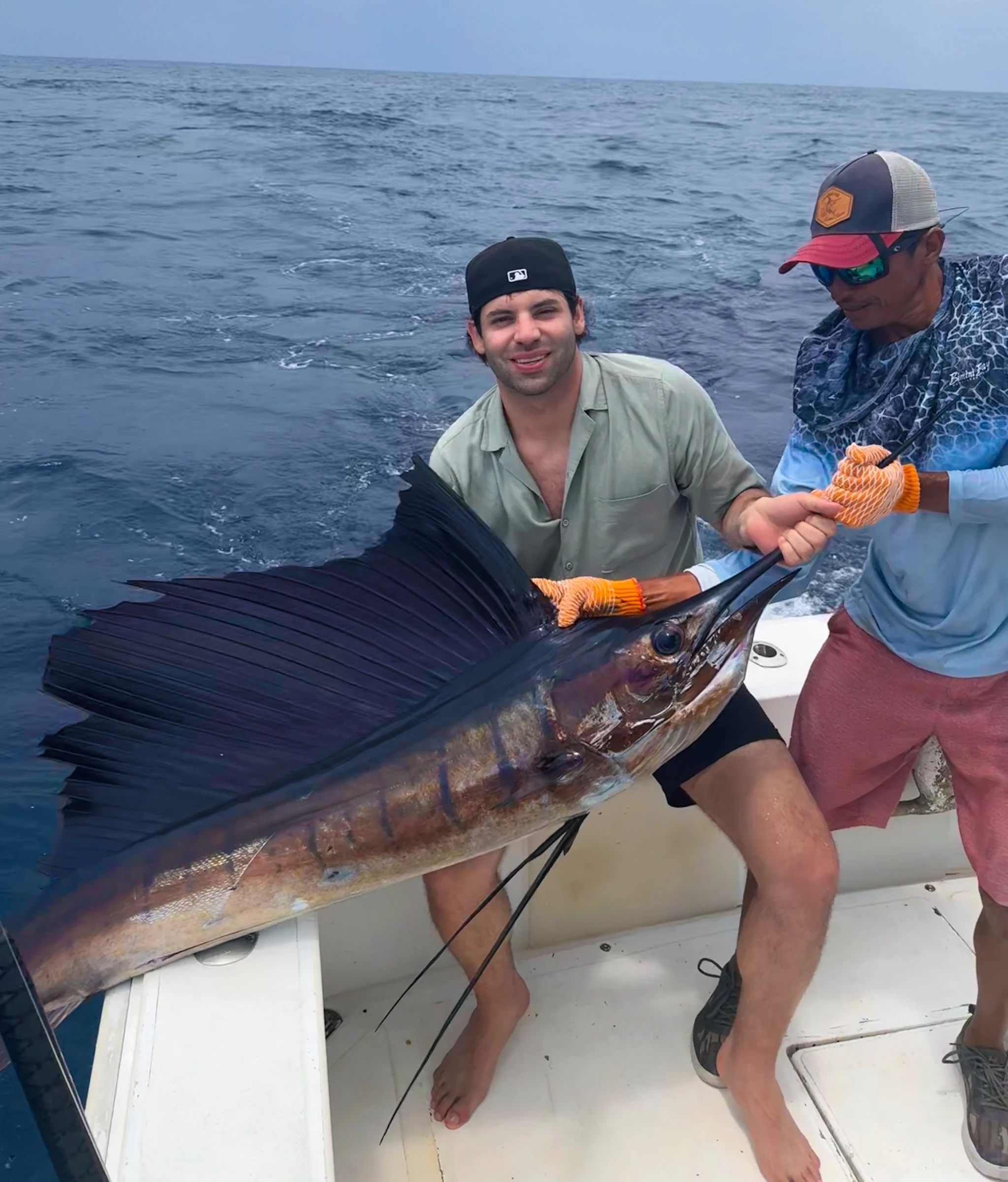 45' Trophy Fly